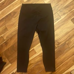 FABLETICS Black Power hold leggings.Size XL capri length.